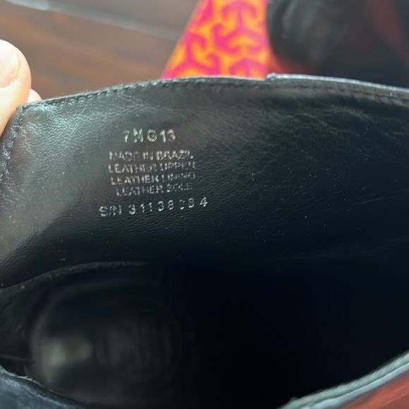 Tory Burch Pacey Cap Toe Ankle Bootie - Picture 4 of 6